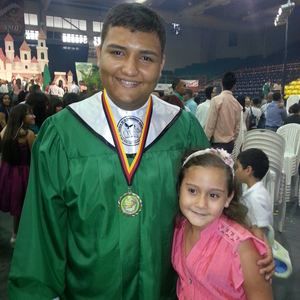 Meet your Posher, Efrain