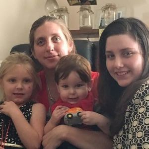 Meet your Posher, Lisa