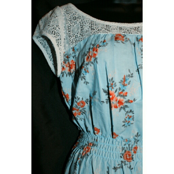 ❌BUNDLED❌Floral Print Lace Blouse Sz XS - Picture 2 of 4