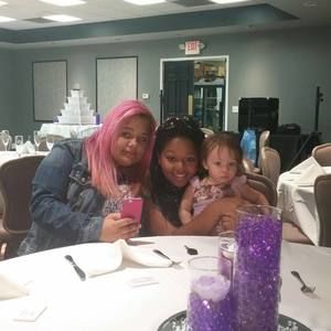 Meet your Posher, Tina