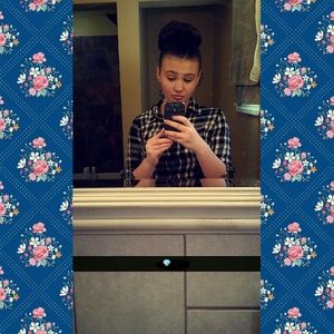 Meet your Posher, Faith