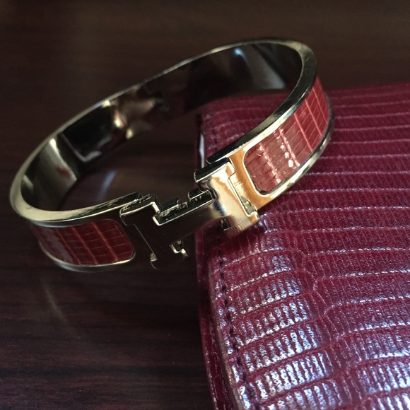 Jewelry - 🔴SOLD🔴 Red leather and metal bracelet