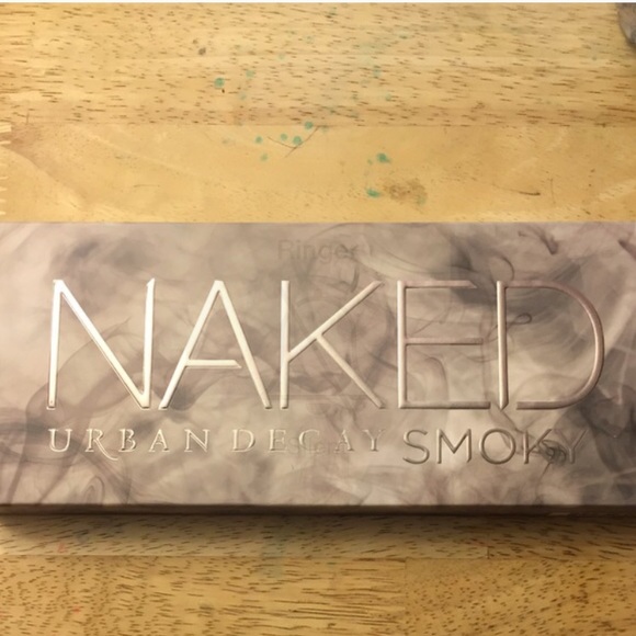 Urban decay naked smokey