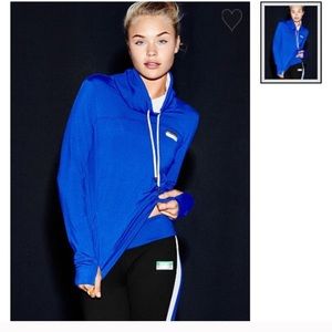 Blue Ultimate Vspink work out set BUY NOW $55.00