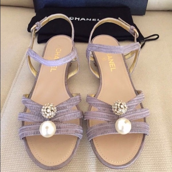 SOLD - Picture 3 of 4