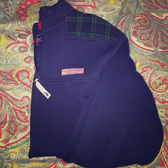 Vineyard Vines sheep shirt pullover 🐳