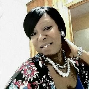 Meet your Posher, Avonelle