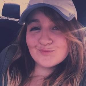 Meet your Posher, Alexandra