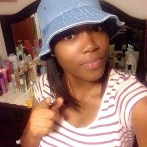 Meet your Posher, Roniann