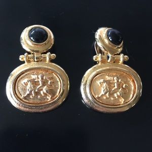 Gold Black Lion Design Clip On Earrings