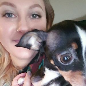 Meet your Posher, Lauren