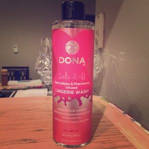 DONA 'take it off' LINGERIE WASH NEW NEVER OPENED!