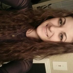 Meet your Posher, Cambria