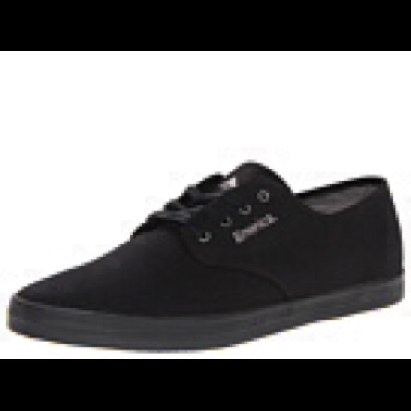 Black, Comfortable shoes in Great condition 🙌