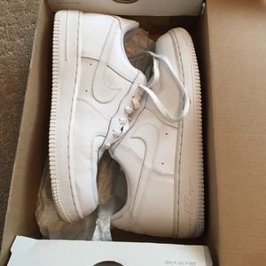 Nike Air Force 1s white