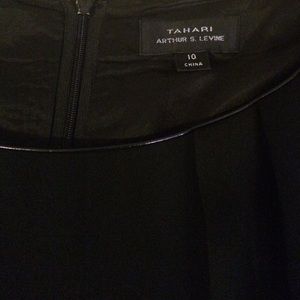 Tahari dress with pockets