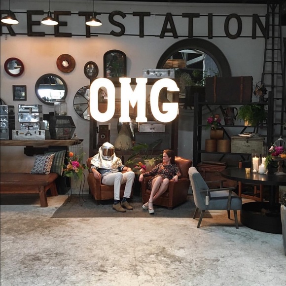 Meet your Posher, Margaret - Picture 2 of 4