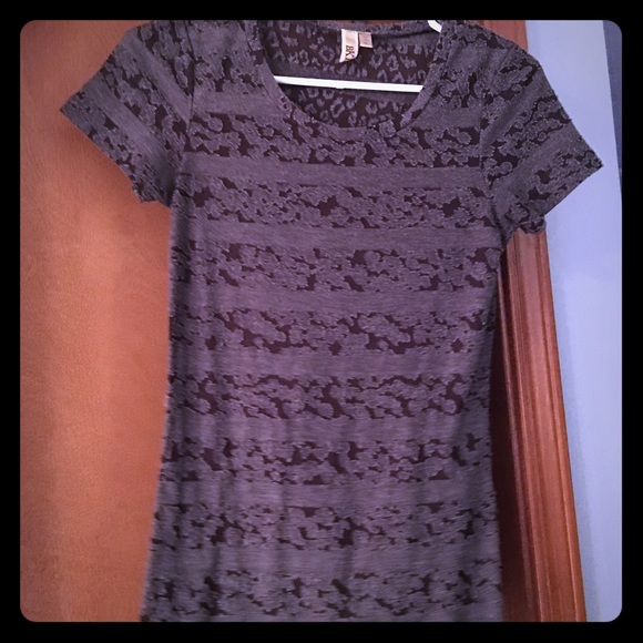 BKE detailed Tshirt