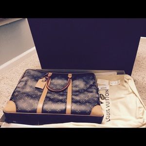 Authentic Louis Vuitton Porte Document Voyage