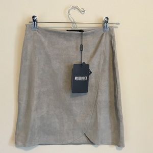 NWT Missguided faux suede mini skirt