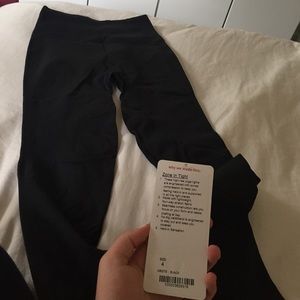 Lululemon zone in tight leggings size 4