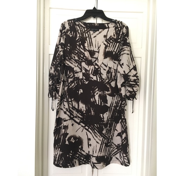 ***GLAM DRESS BUNDLE*** 2 Dress bundle!! - Picture 2 of 8