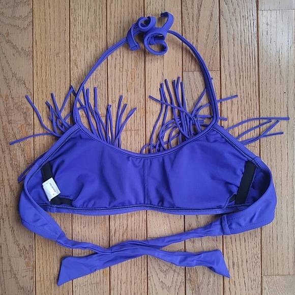 ♦ 3 for $15 Fringe Swim Top Like New - Picture 3 of 4