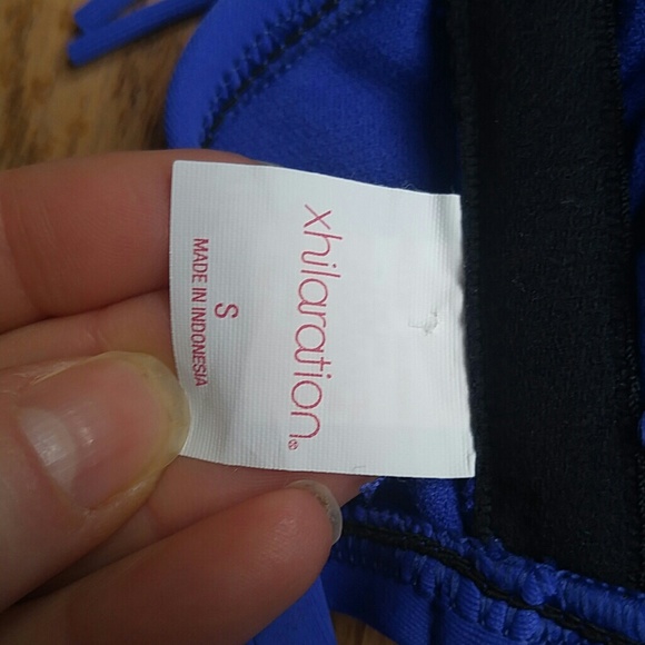 ♦ 3 for $15 Fringe Swim Top Like New - Picture 4 of 4