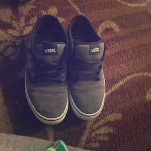 Vans size 6 in boys 8 in woman's