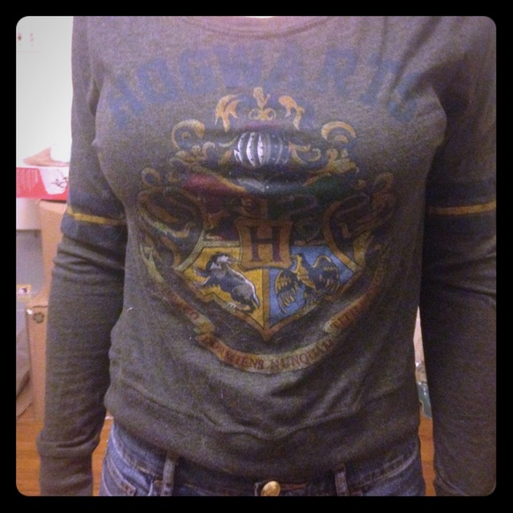 Harry Potter long-sleeve Hogwarts shirt