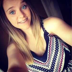 Meet your Posher, Macey