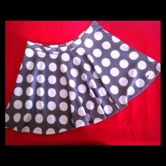 Hollister polka dot skirt