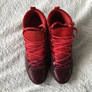 Balenciaga arena high red gradient