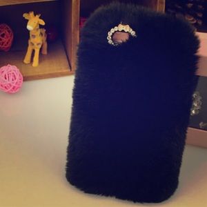 iPhone 5S and6 fluffy phone case