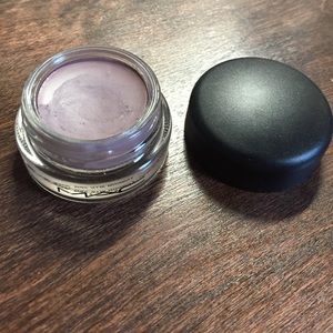 Authentic MAC Pro Longwear Paint Pot Stormy Pink