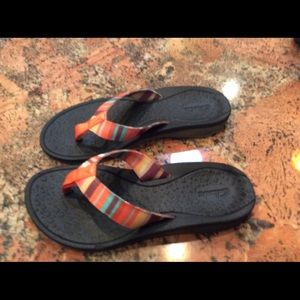 Clarks multi colored stripe flip flop size 6