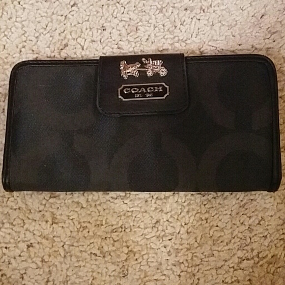 Coach wallet