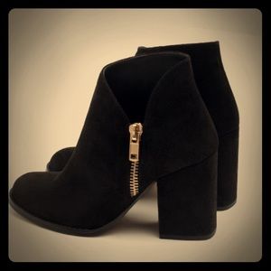 ZARA ankle boots .