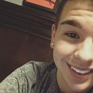 Meet your Posher, Logan