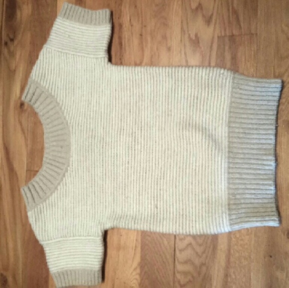 🌟MAKE AN OFFER🌟fashion sweater