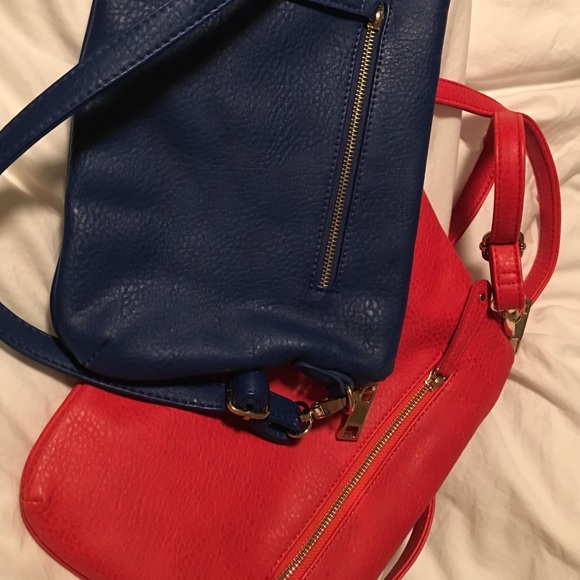 Francesca's Purses - Picture 3 of 3