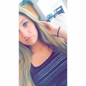 Meet your Posher, Dani