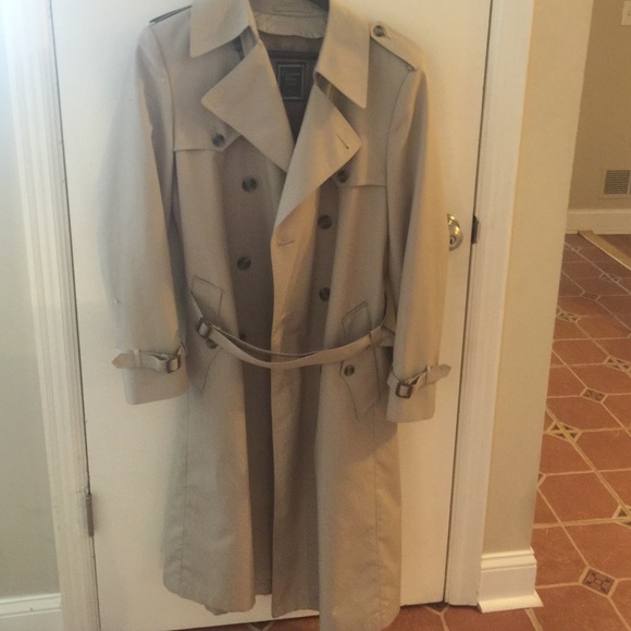 Men's Christian Dior Trench Coat - Picture 2 of 4