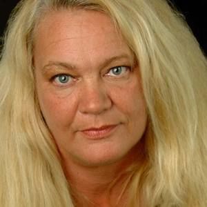Meet your Posher, Carol