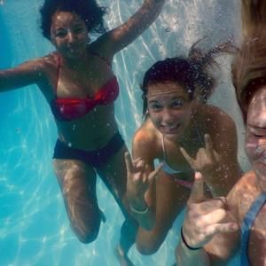 Meet your Posher, Clarissa