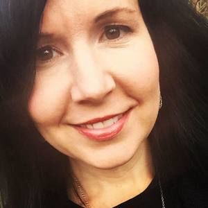 Meet your Posher, Holly