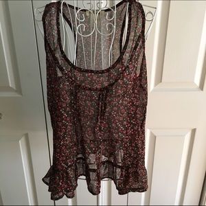Floral flowy baby doll top size medium