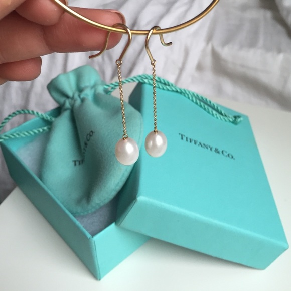 Tiffany's Gold and Pearl earrings