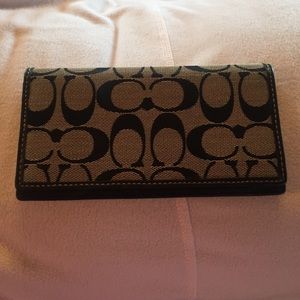 Authentic Excellent Condition - Coach Checkbook -