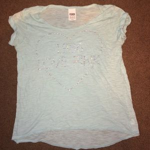 Blue flowy pink t shirt
